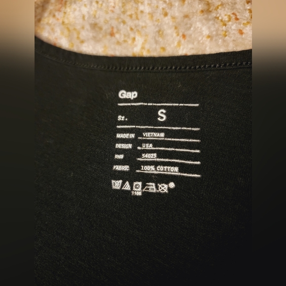 Bundle of 5 Cotton Tanks - Picture 15 of 16